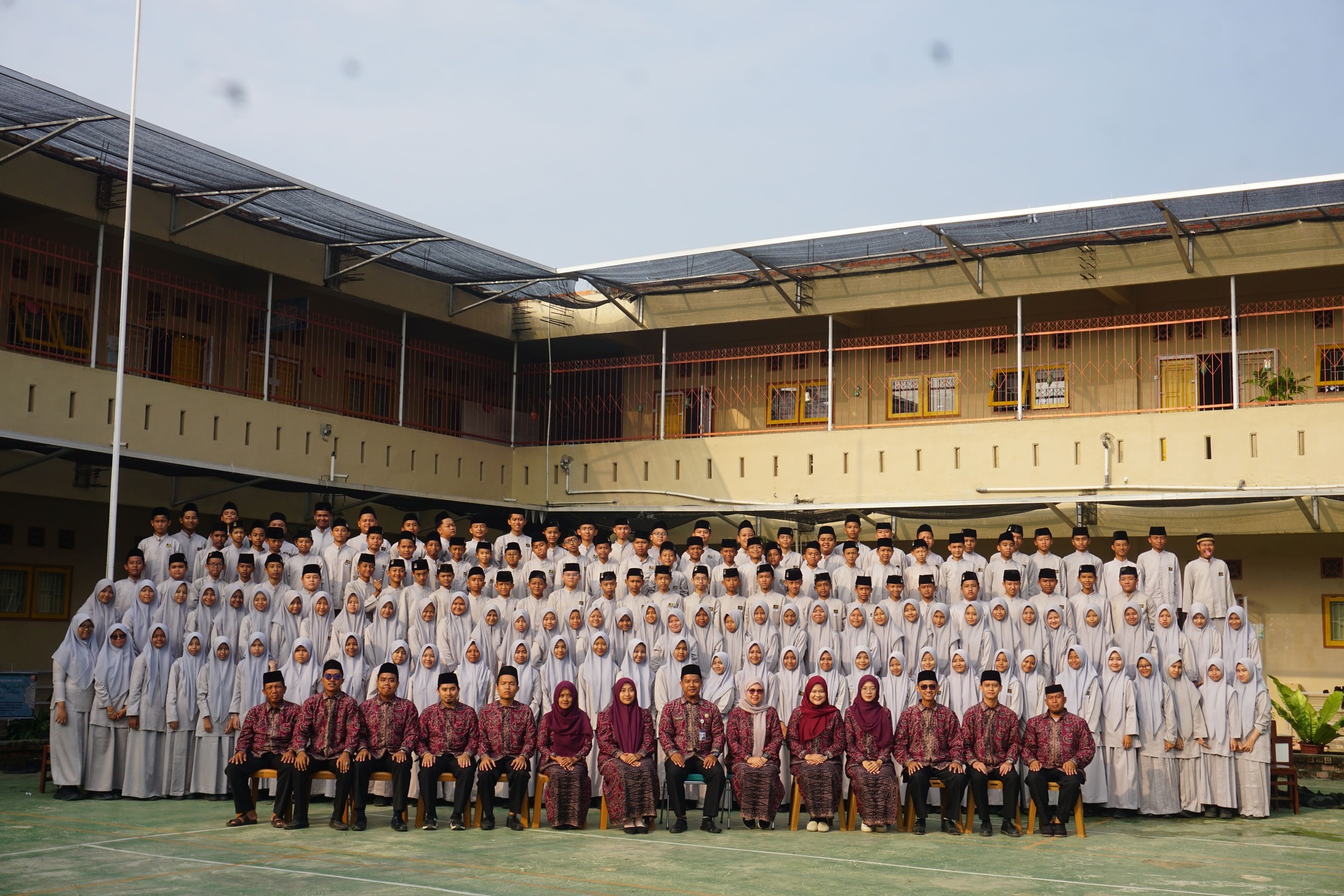 mts.-nhj 2025 murid dan pegawai